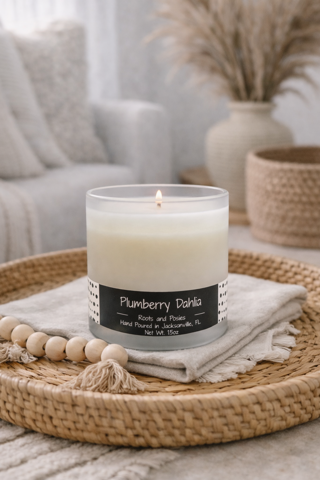 Plumberry Dahlia Soy Candle for a Lush, Floral Atmosphere
